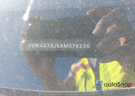 2010 Volkswagen Jetta Limited Edition z USA, uszkodzony, nr VIN 3VWAX7AJ5AM078236